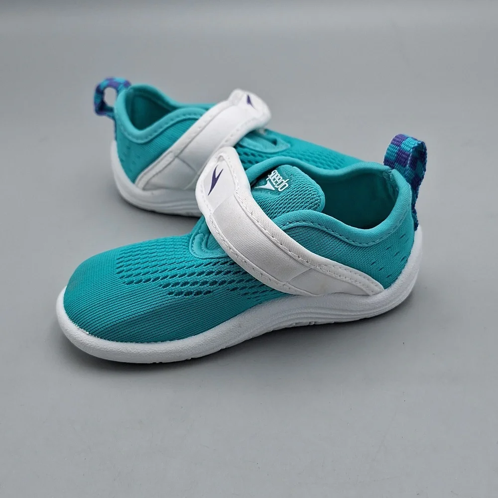 Kids Speedo Aqua Water Shoes Sz S = Size 5/6 Kids